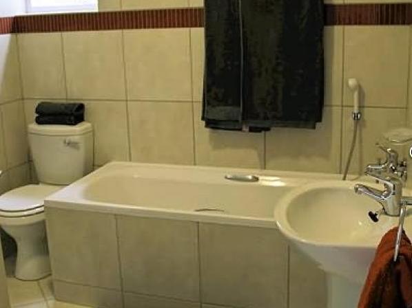 Hotel Pension Etambi Віндгук Екстер'єр фото